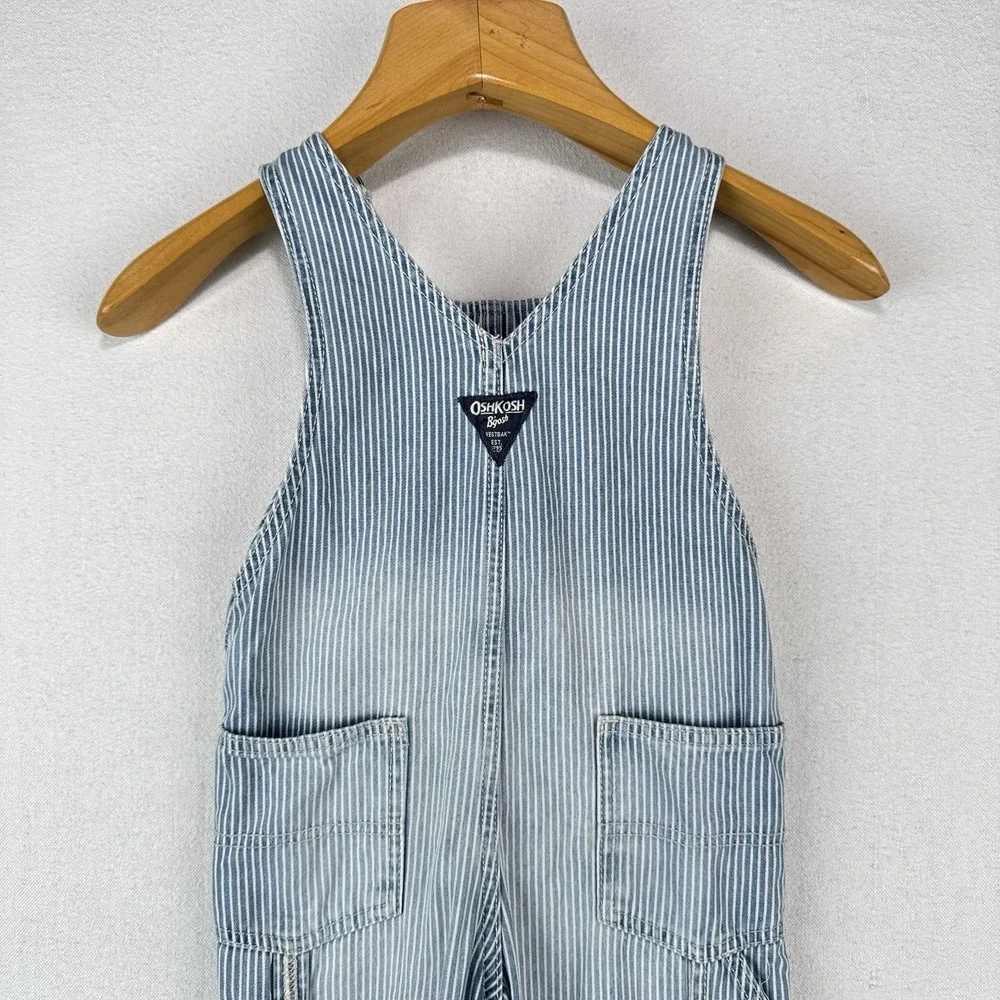 OshKosh B'gosh Blue Hickory Stripe Overalls Size 4T Vestbak